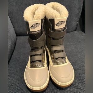New‎ VANS Standard Snow MTE Boots Black